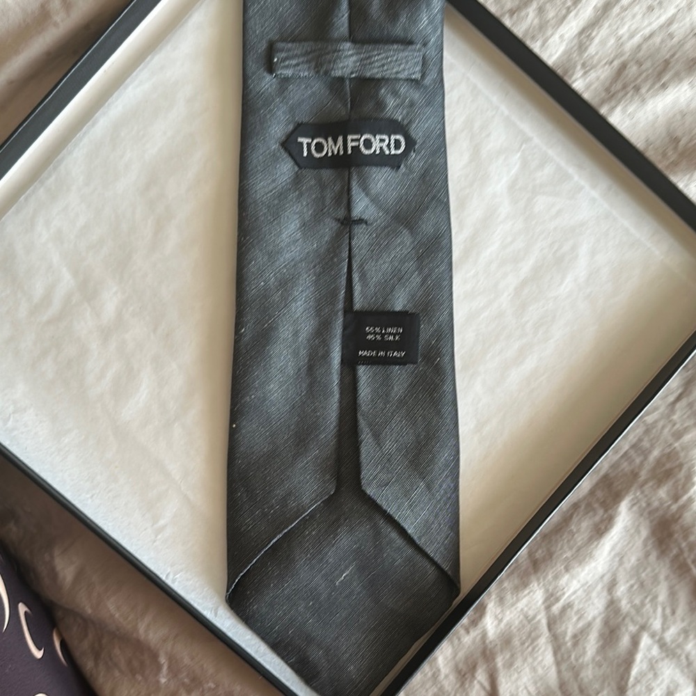 Tom Ford Gray Silk linen Tie